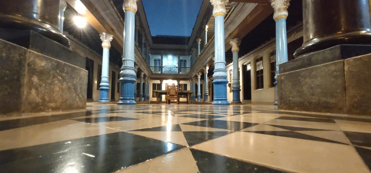 Chettinadu Mansion - An Authentic Heritage Palace Kānādukāttān Екстериор снимка